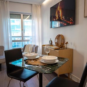 Deluxe Studio